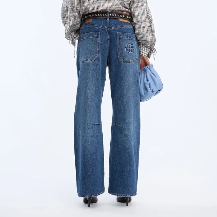 SHOP JEANS HER<br>