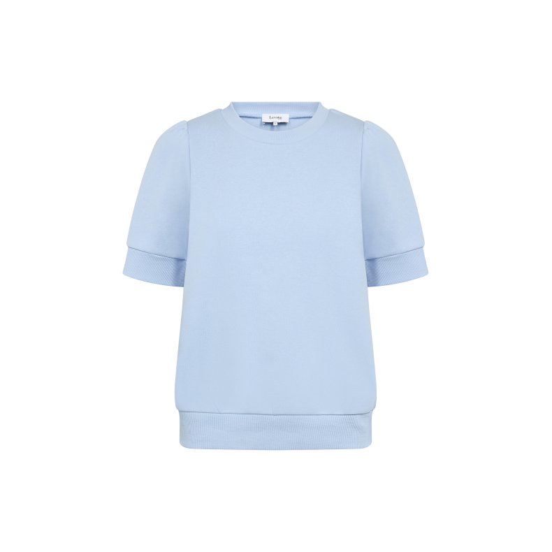 LR-NUKA 19 top Levet� Room, windsu