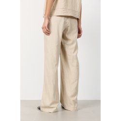 Naja 7 pants Levet� Room