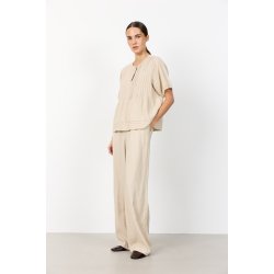 Naja 54 blouse, Levet� Room