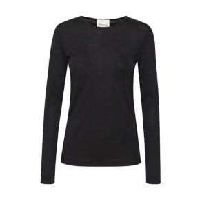 The o-neck long sleeve My Essential Wardrobe, black