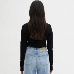 The o-neck long sleeve My Essential Wardrobe, black