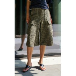 Islana camou shorts Neo Noir, camou