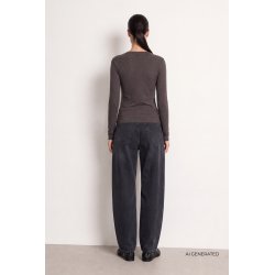 Josephine top Levet� Room, after dark melange