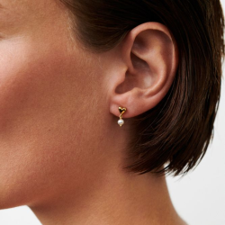 White adore earsticks Pernille Corydon, gold