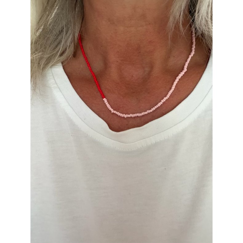 Ana halsk�de Annavii, rosa-coral