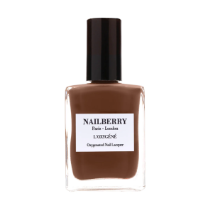Nuts about you nailpolish fra Nailberry LOxygn, toasted nutty brown