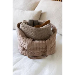 Strikket toilettaske By LOHN, tiger melange