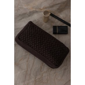 Strikket clutch By LOHN, chocolate