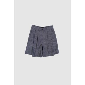 WithBlack Willow blue long bermuda, navy stripe