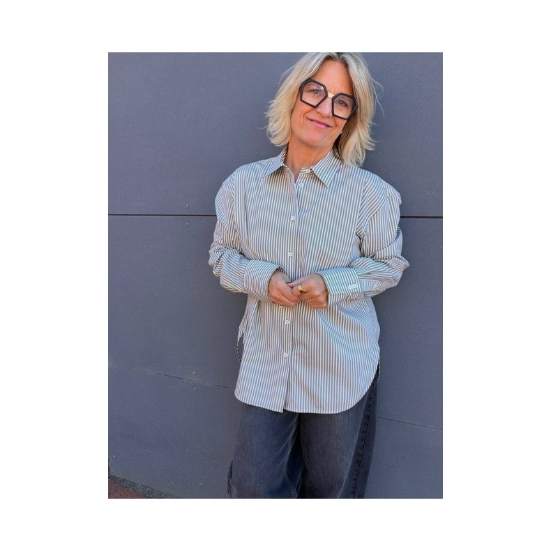 LFENJA LS shirt WithBlack, Advocado