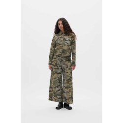 Niva camo patchwork pants Rabens Saloner, camo combo