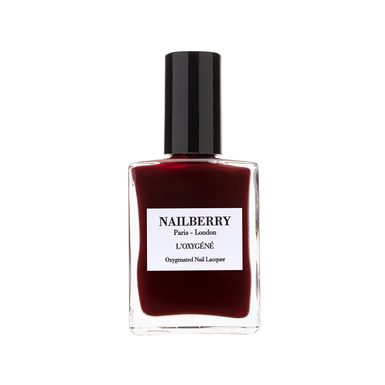 Kirsch kiss nailpolish fra Nailberry L�Oxyg�n�, dark cherry