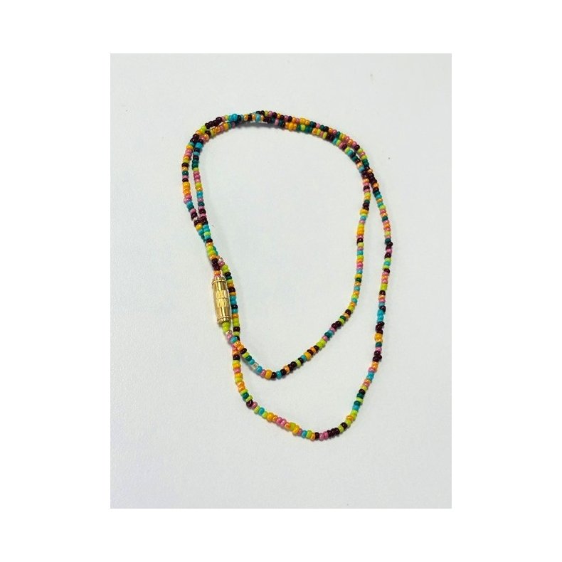 Annavii Nila halsk�de, multi