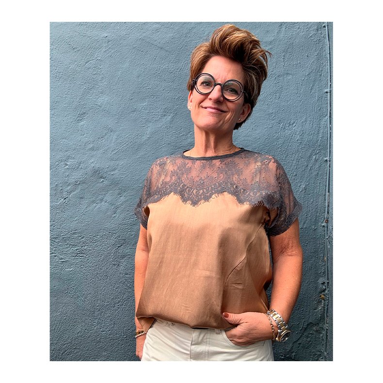 Buggi sheer lace t-shirt Rabens Saloner, tobacco combo