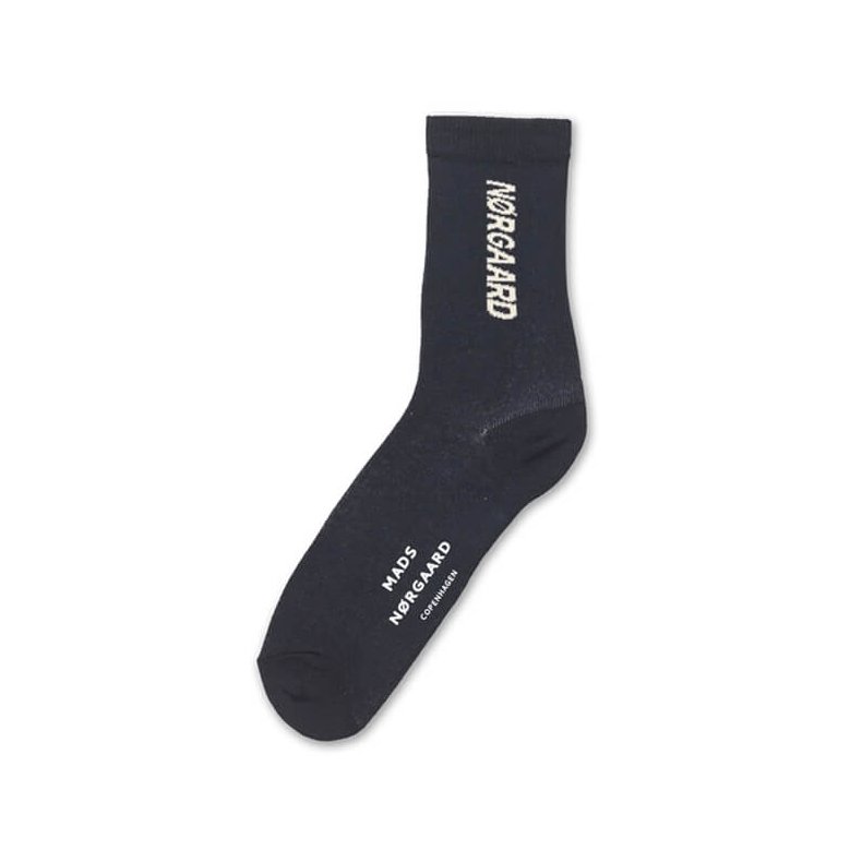 Sock single play Mads Nrgaard, parisian night