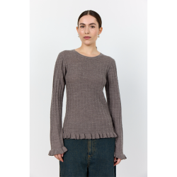 Ismaila 13 pullover Levet Room, walnut