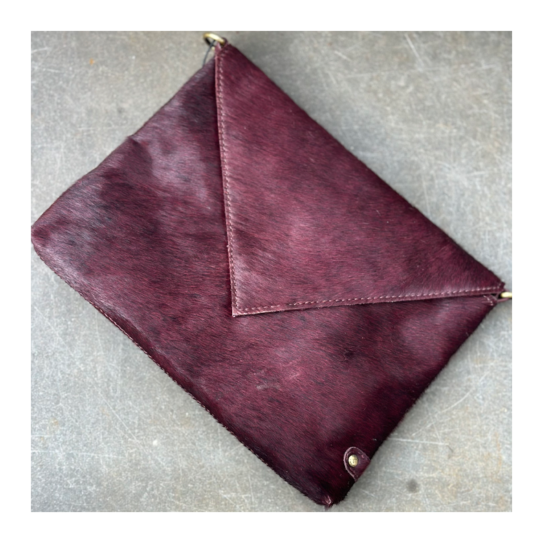 Clutch Depeche, ox blood